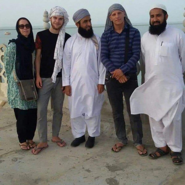 آرش مصطفی پور